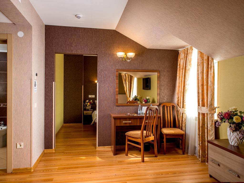 Hotel&SPA Restaurant Pysanka Lviv Chambre photo